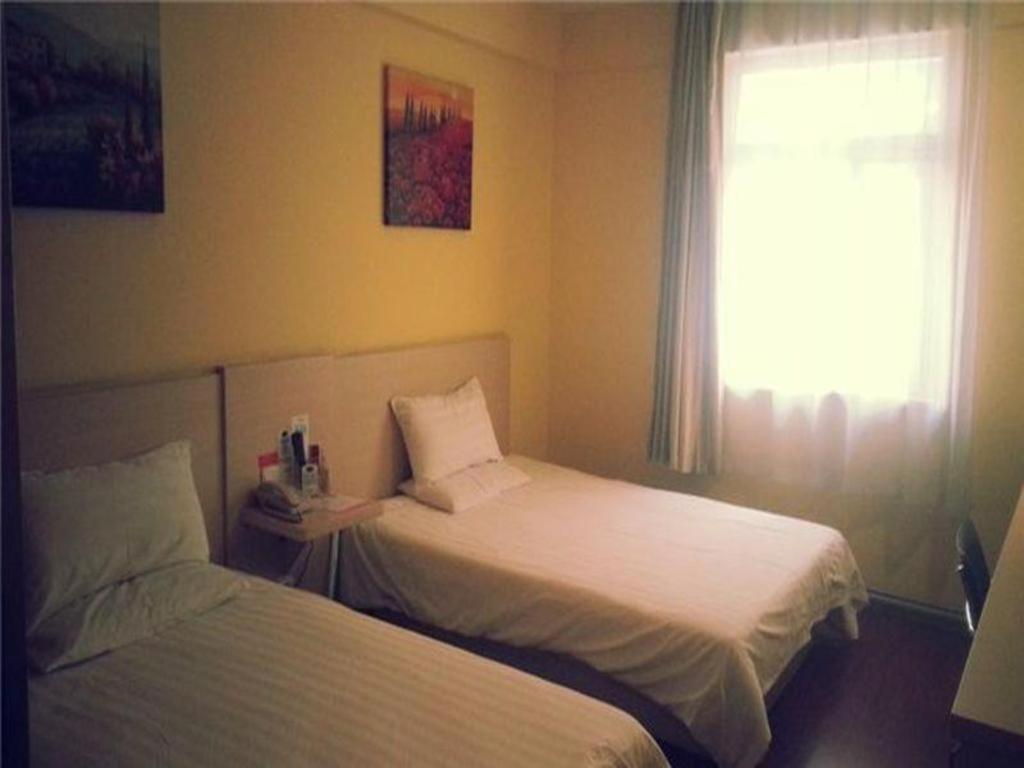 Hanting Hotel Shenzhen Nanshan Metro Station Exterior foto