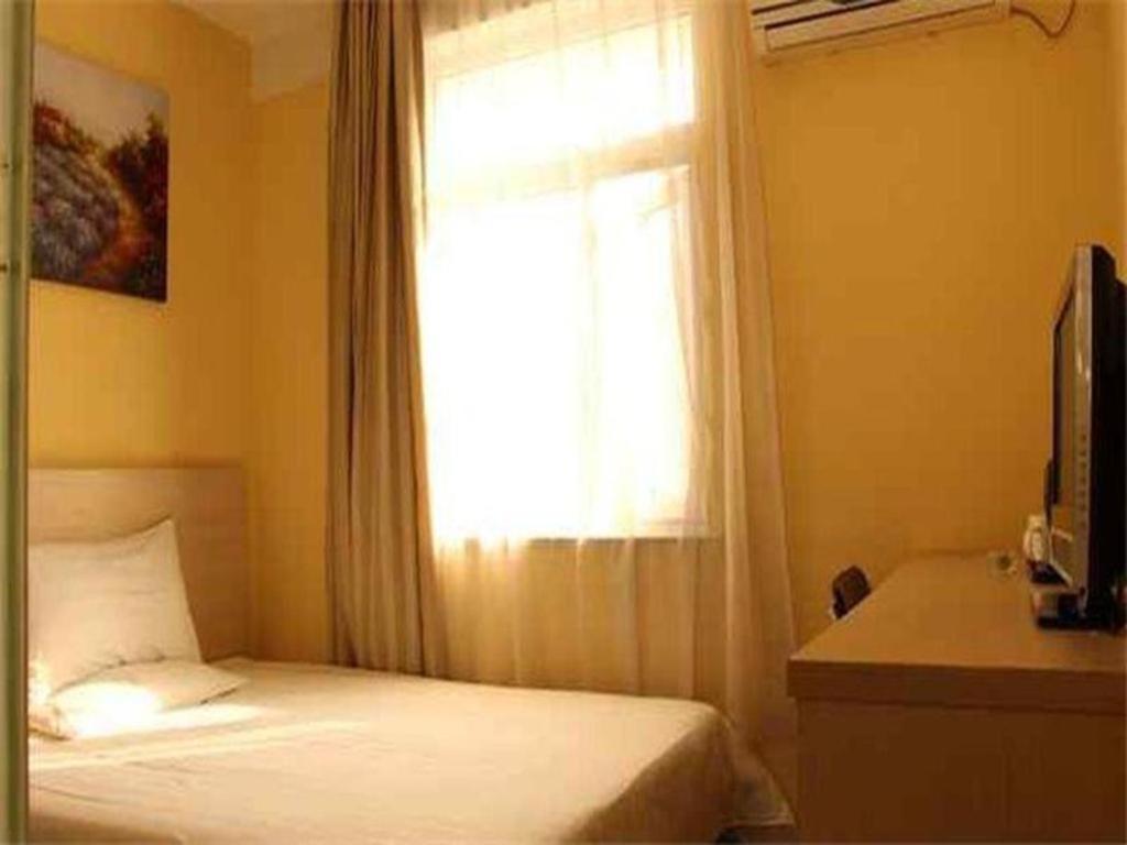 Hanting Hotel Shenzhen Nanshan Metro Station Exterior foto