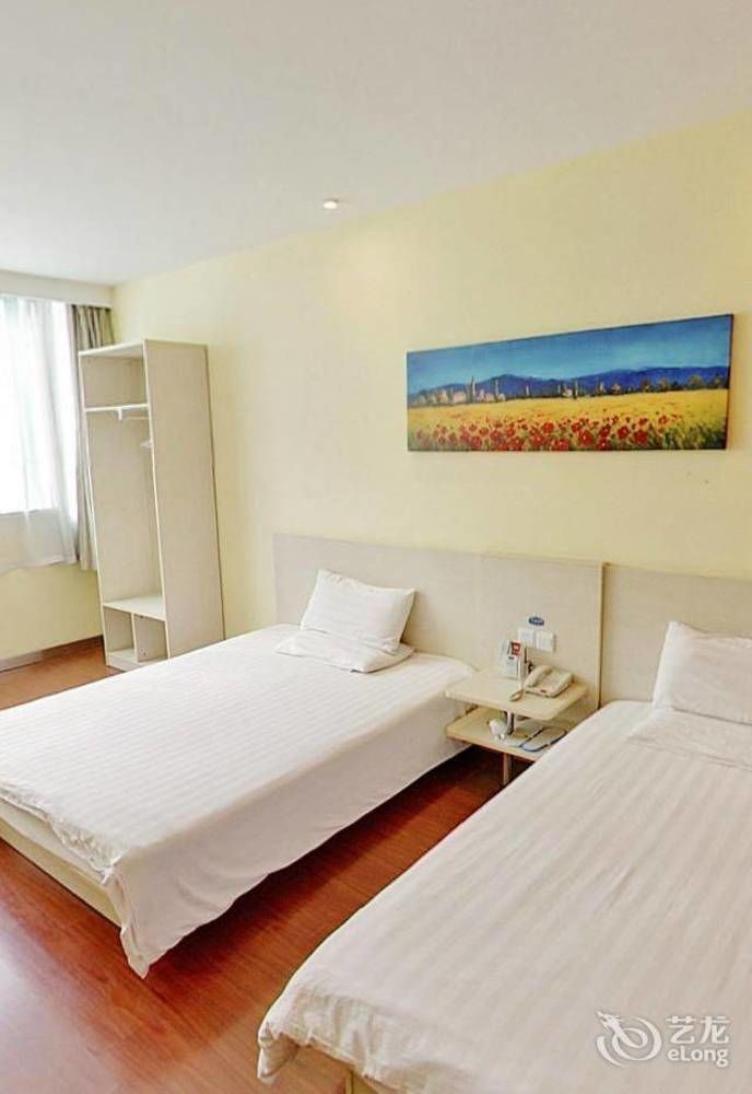 Hanting Hotel Shenzhen Nanshan Metro Station Exterior foto